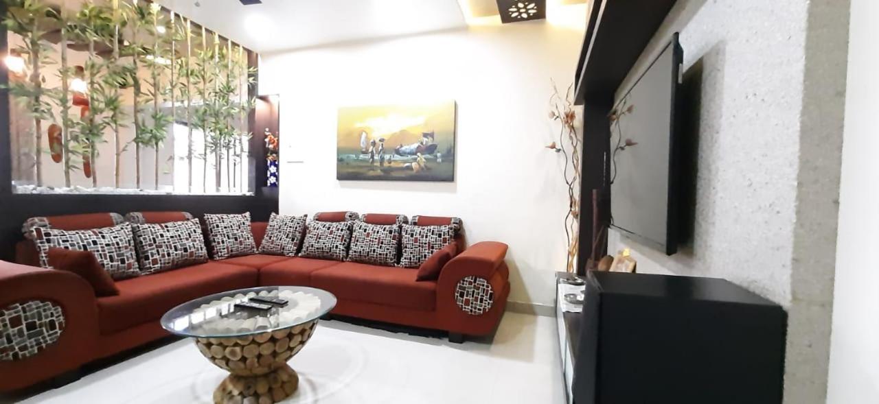 Majickmoments Hadapsar-magarpatta Homestay