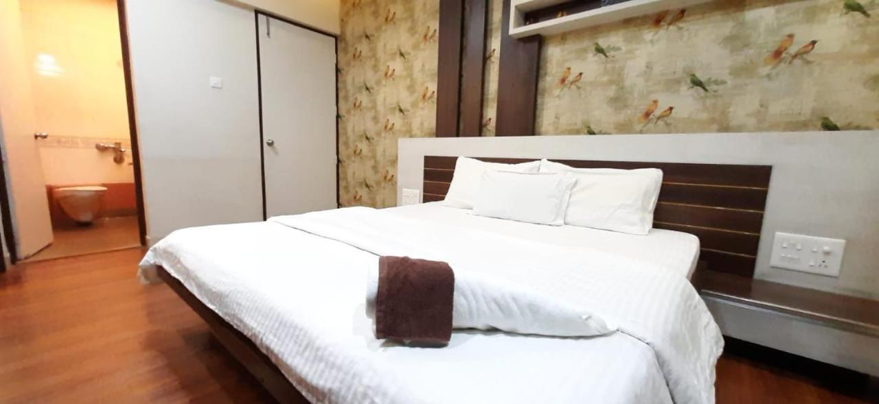 Majickmoments Hadapsar-magarpatta Homestay *